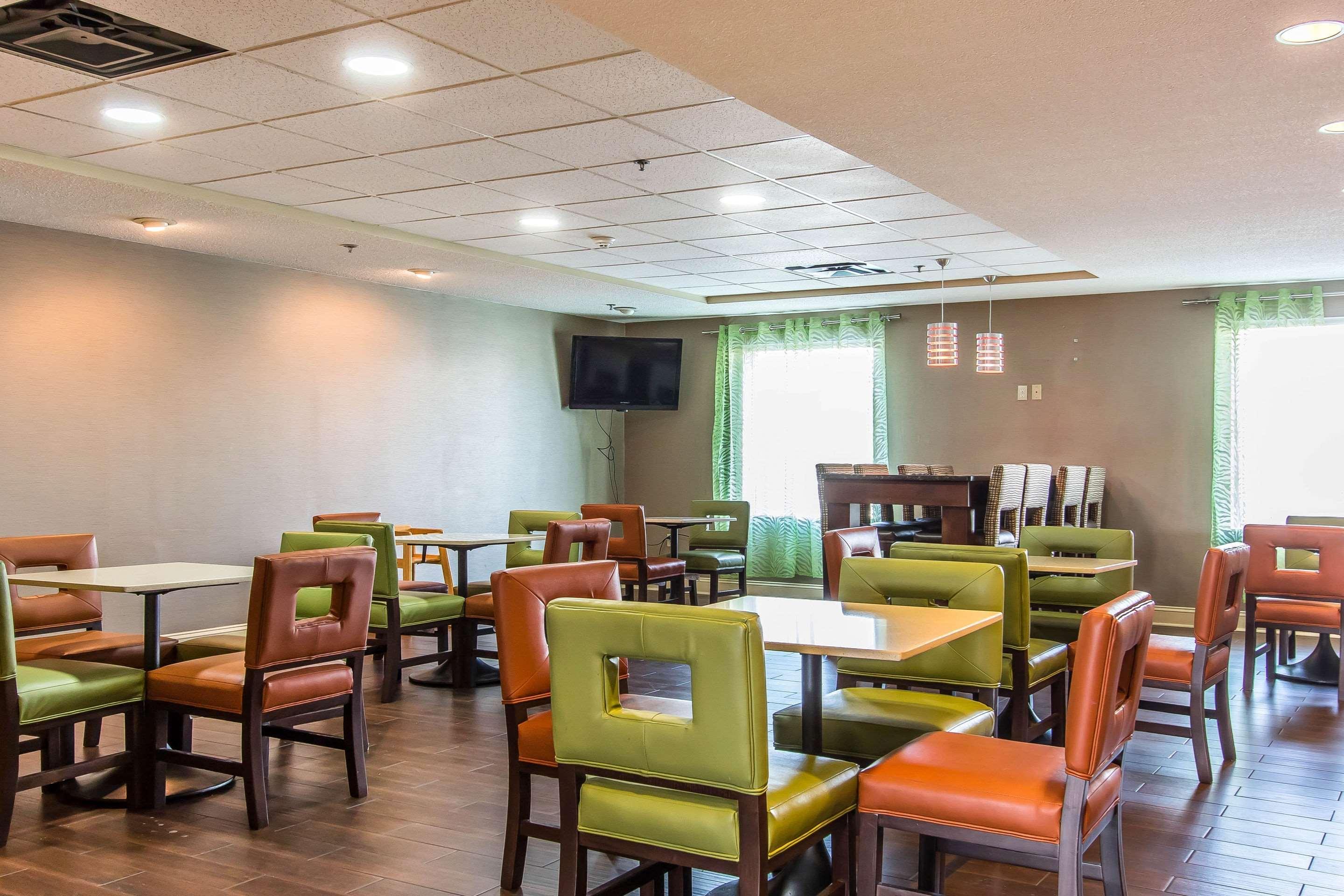 Comfort Hotel 2*