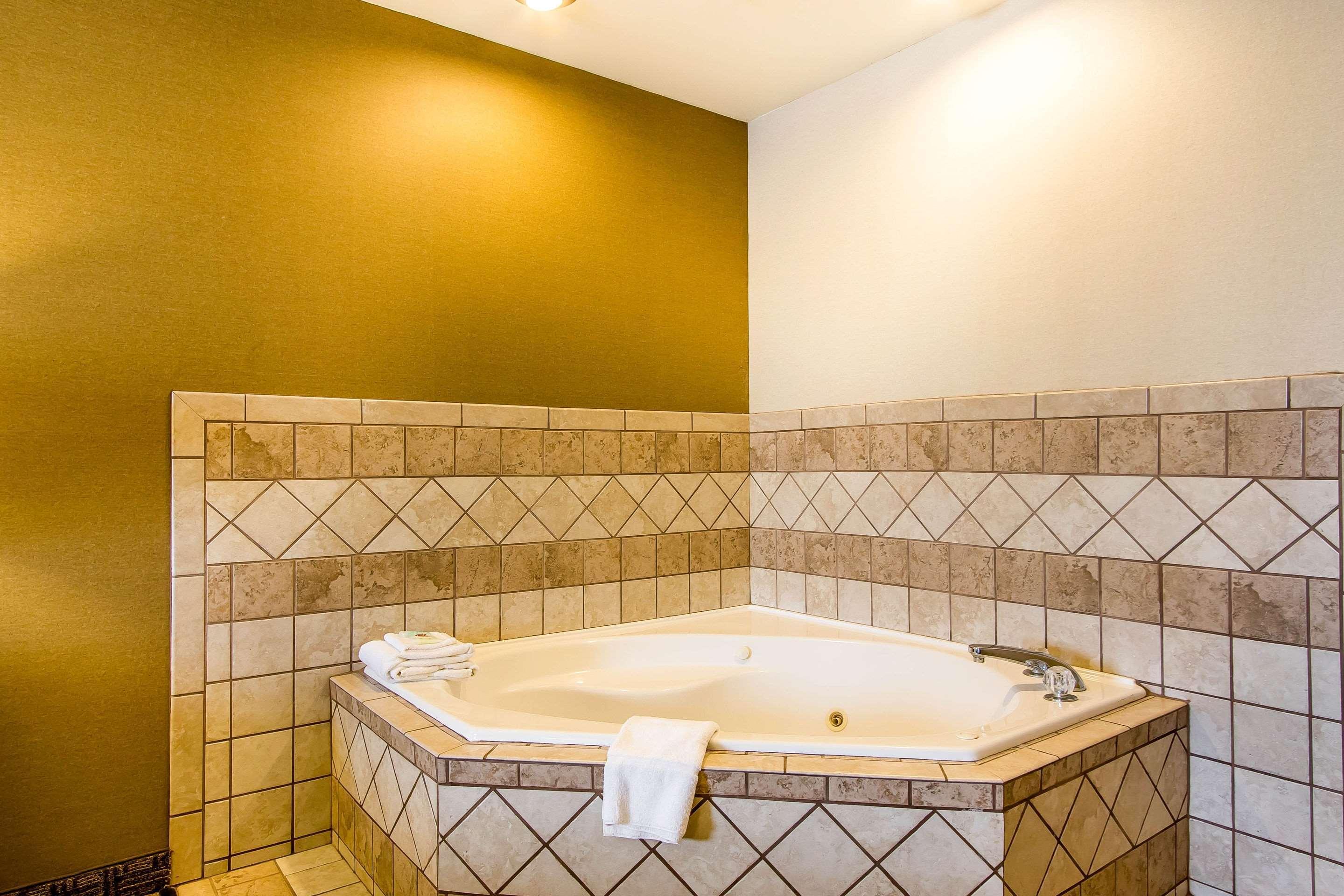 Comfort Hotel 2*